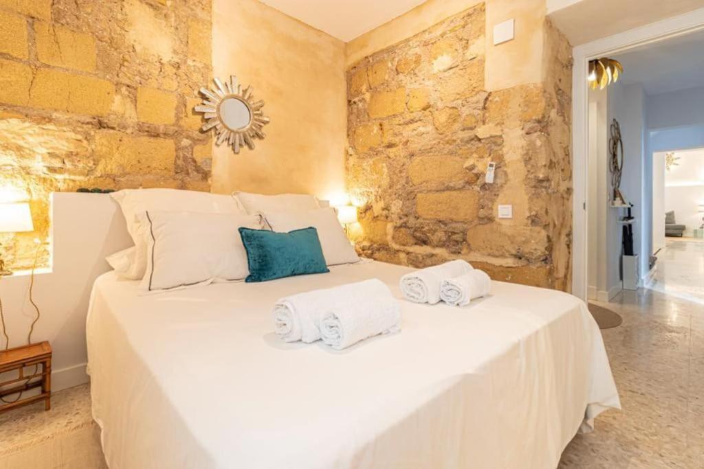 La Casa De Los Arcos - Casco Historico - Parking Opcional Jerez de la Frontera Kültér fotó